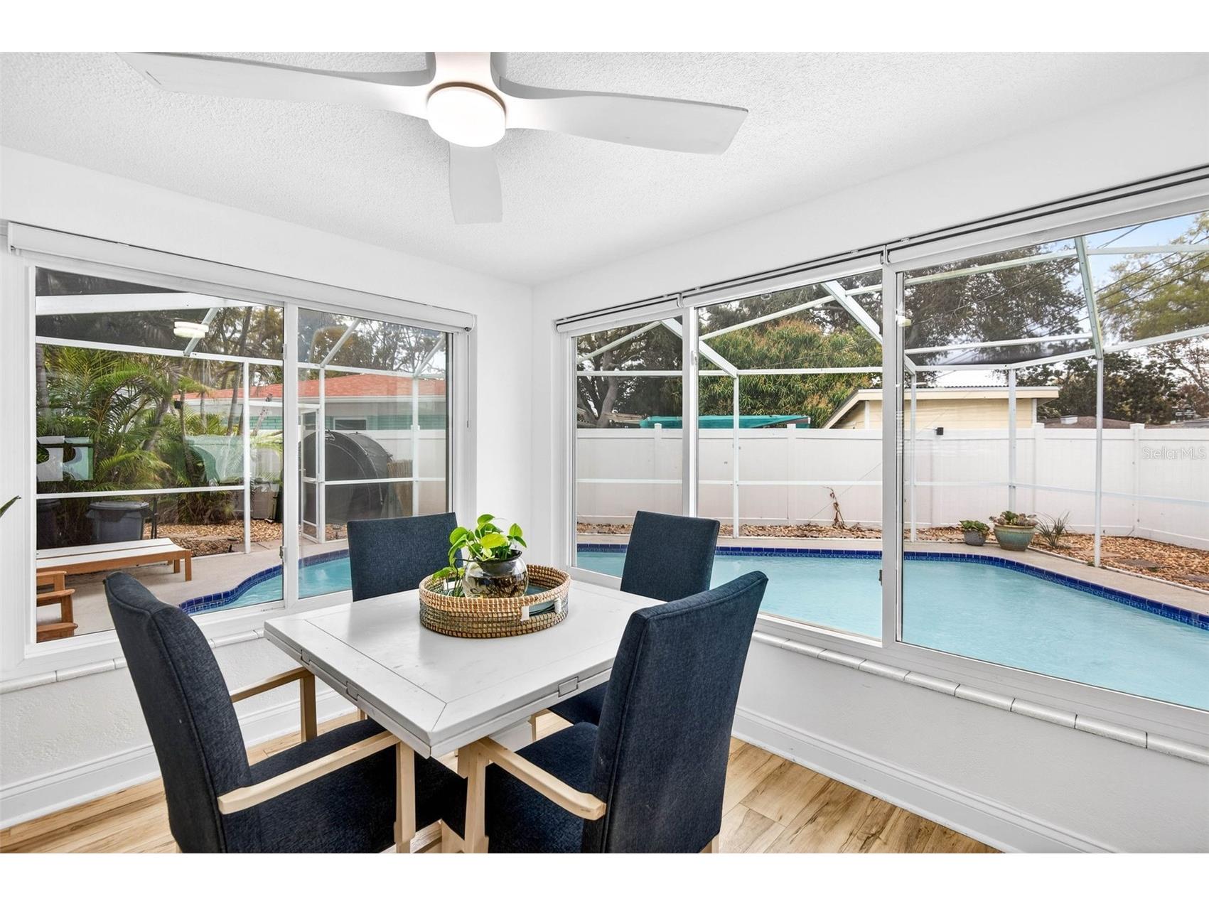 5287 99th Way N Seminole FL 33708 TB8480829 image16