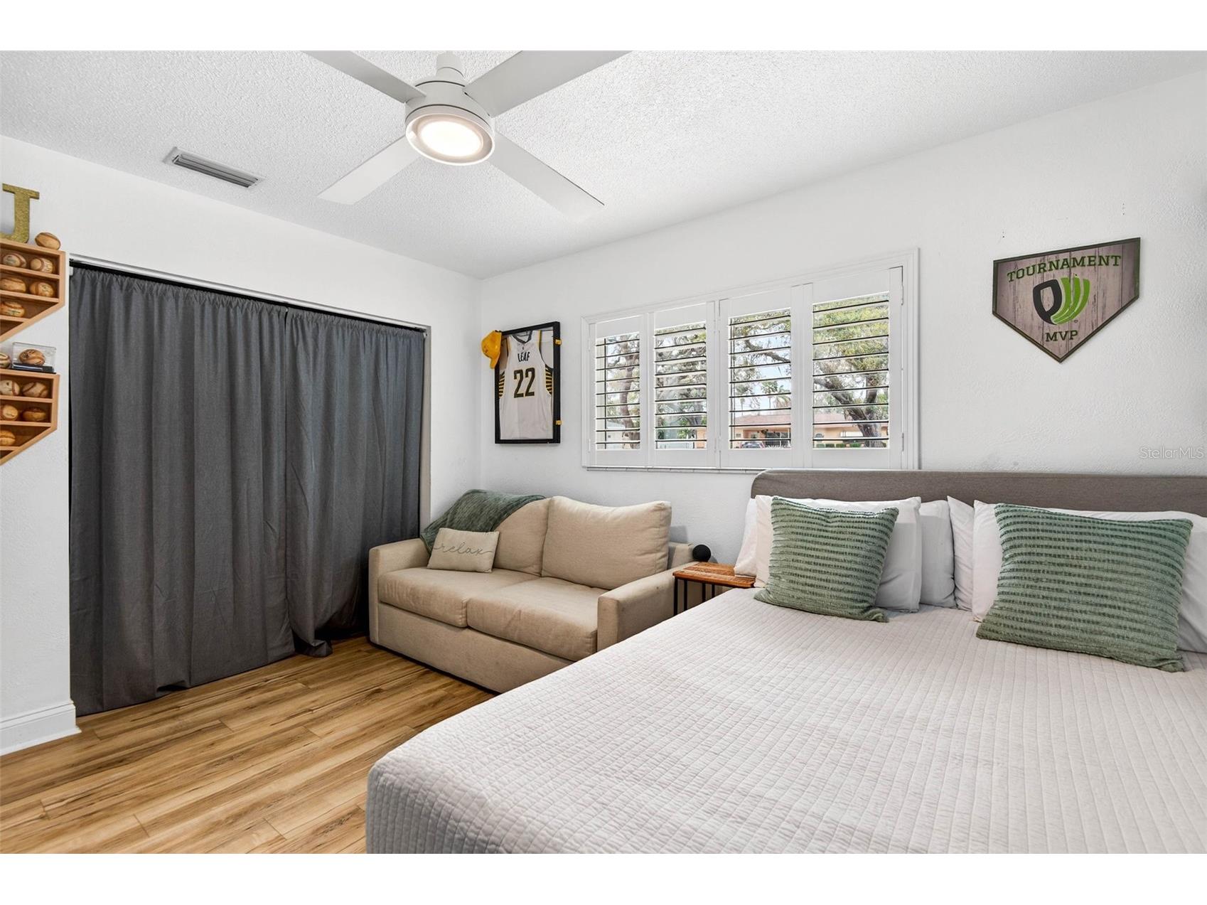 5287 99th Way N Seminole FL 33708 TB8480829 image23