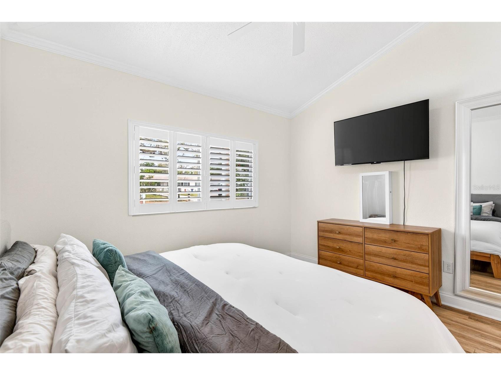 5287 99th Way N Seminole FL 33708 TB8480829 image26