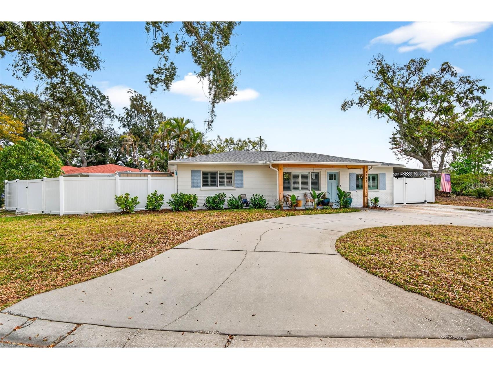 5287 99th Way N Seminole FL 33708 TB8480829 image3