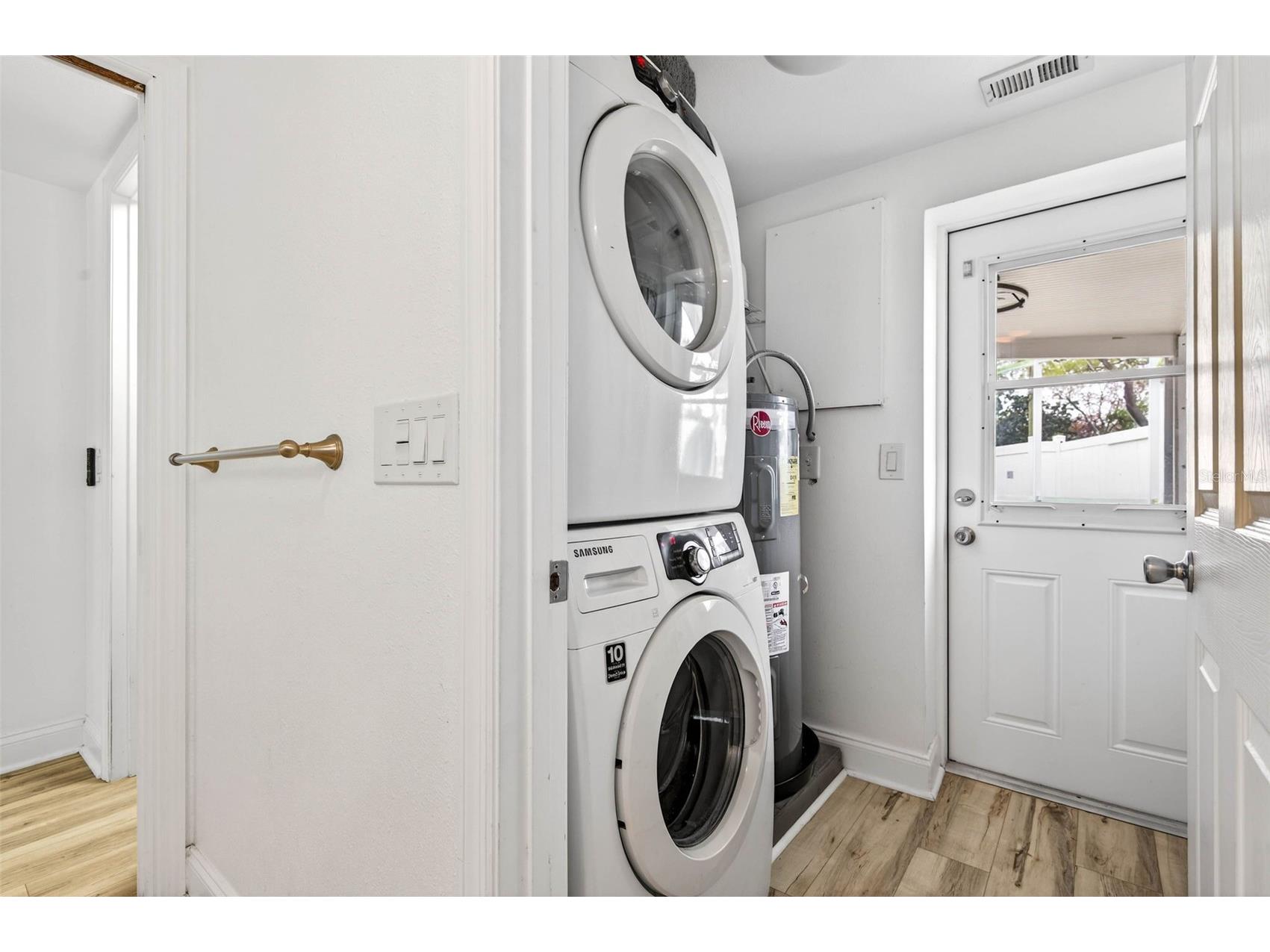 5287 99th Way N Seminole FL 33708 TB8480829 image31