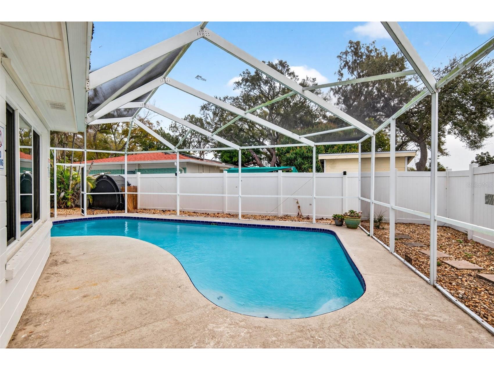 5287 99th Way N Seminole FL 33708 TB8480829 image34