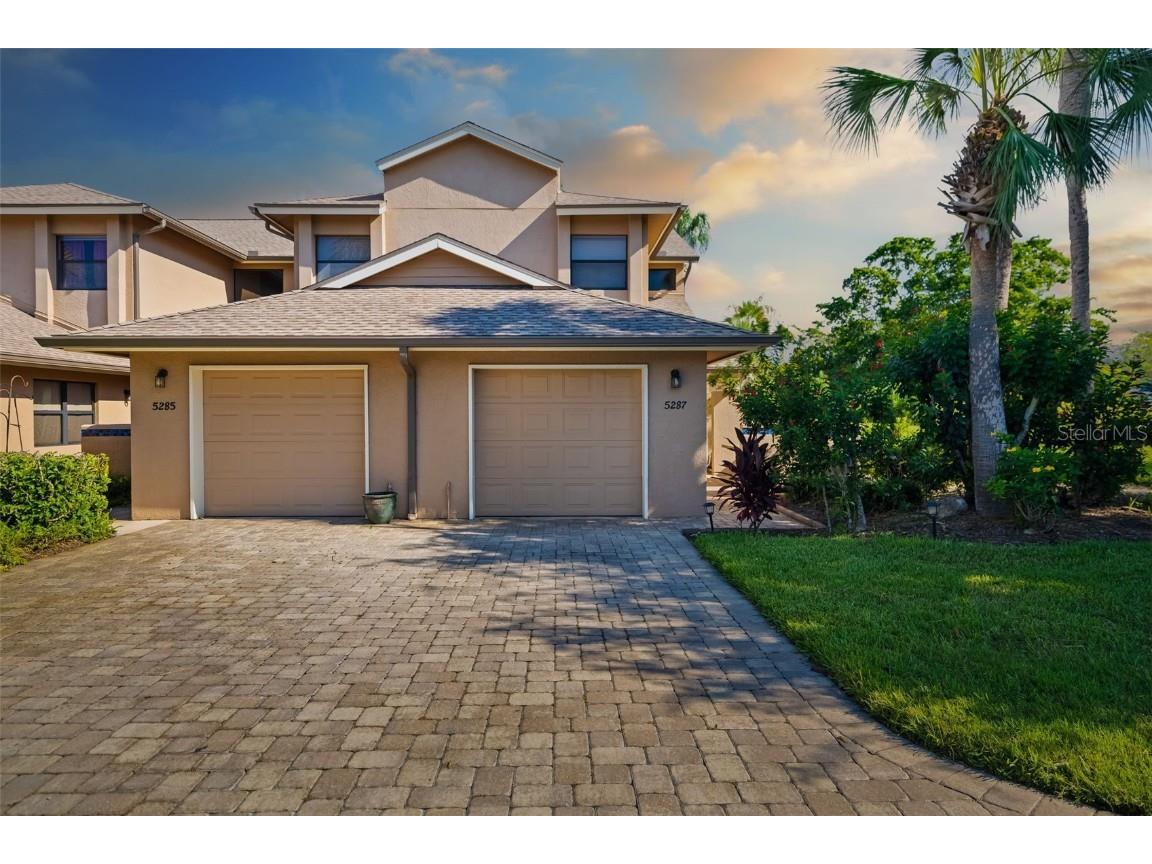 5287 Heron Way #205 Sarasota FL 34231 A4662408 image1