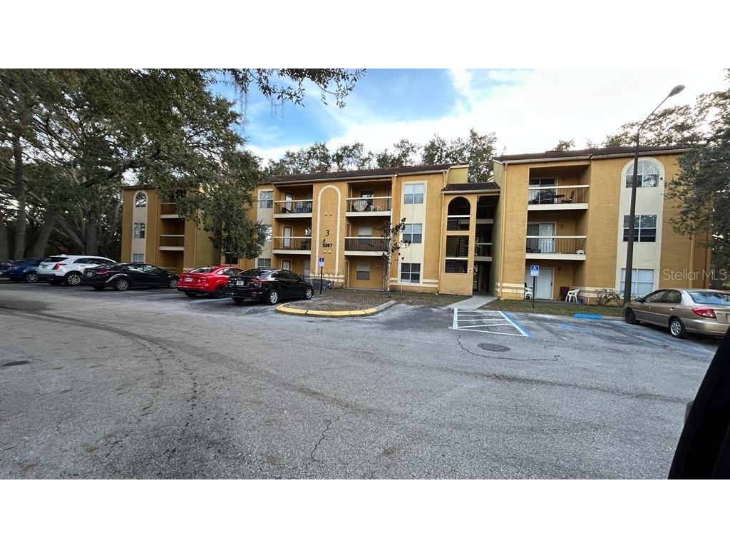 5287 Images Circle #104 Kissimmee FL 34746 O6172390 image1