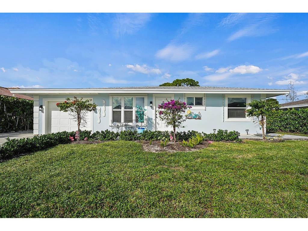529 100th Avenue N Naples FL 34108 A4597383 image1