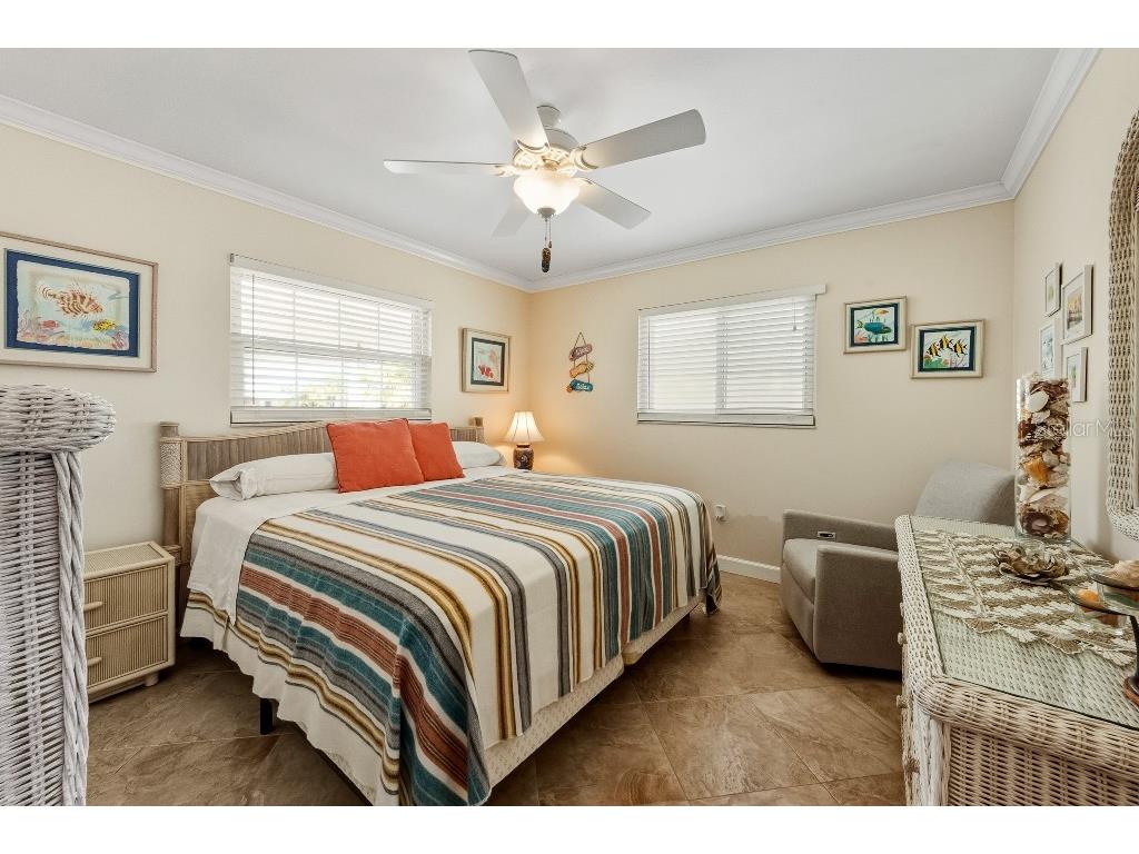 529 67th Street Holmes Beach FL 34217 TB8471553 image11