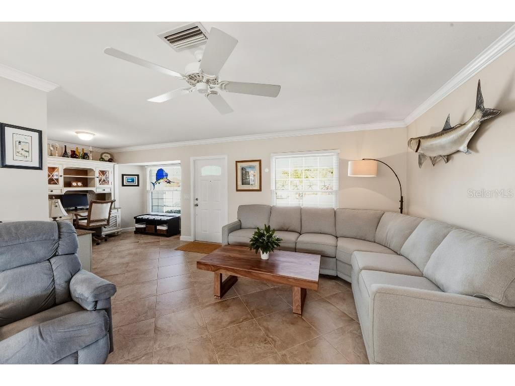 529 67th Street Holmes Beach FL 34217 TB8471553 image3