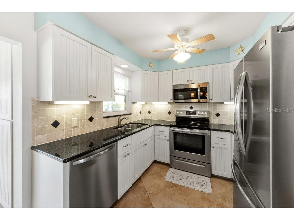 529 67th Street Holmes Beach FL 34217 TB8471553 image6