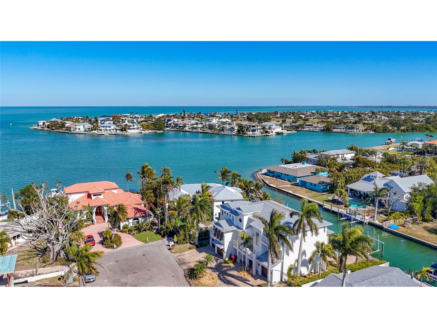 529 77th Street Holmes Beach FL 34217 A4680377 image1