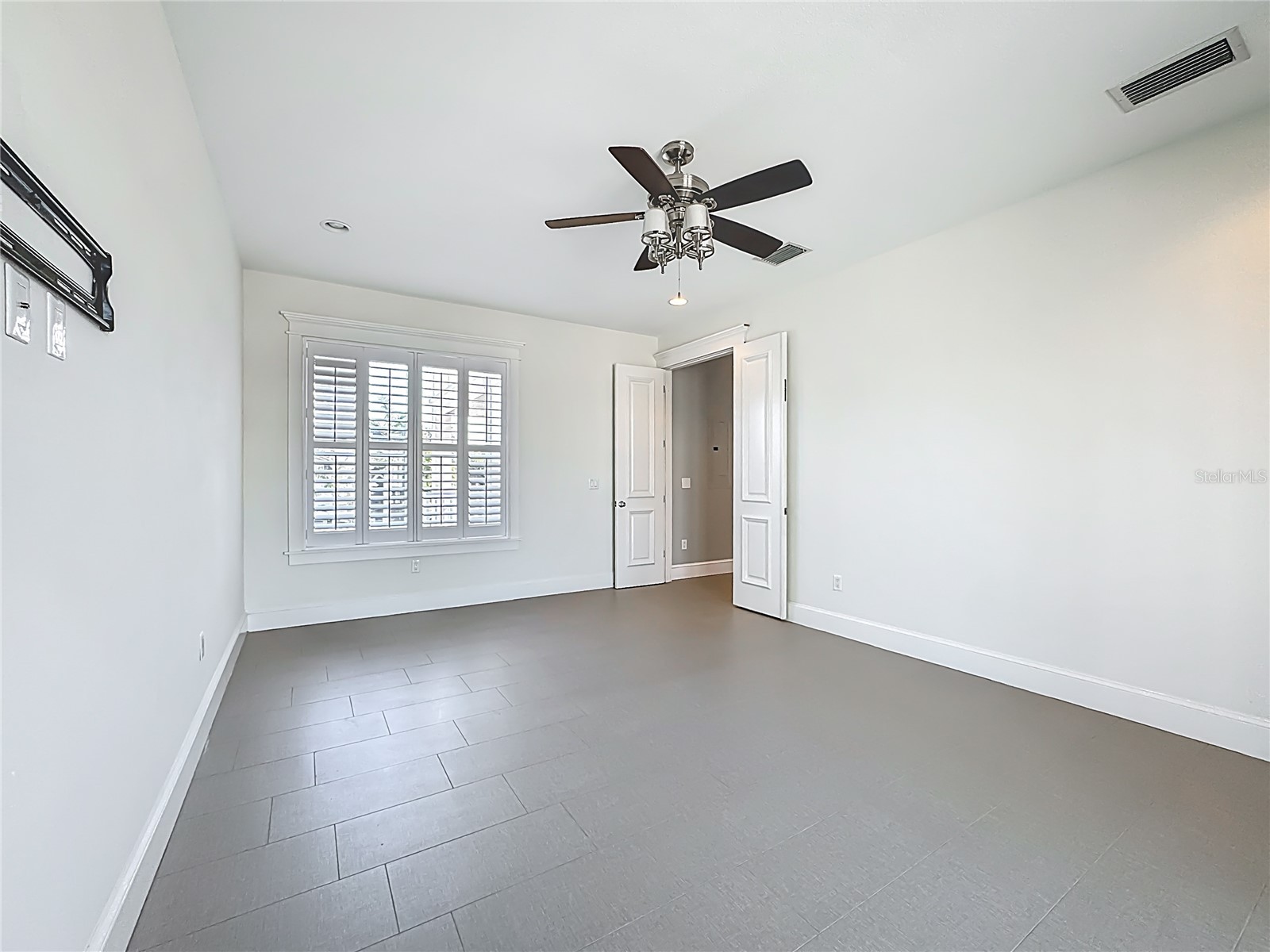 529 77th Street Holmes Beach FL 34217 A4680377 image26