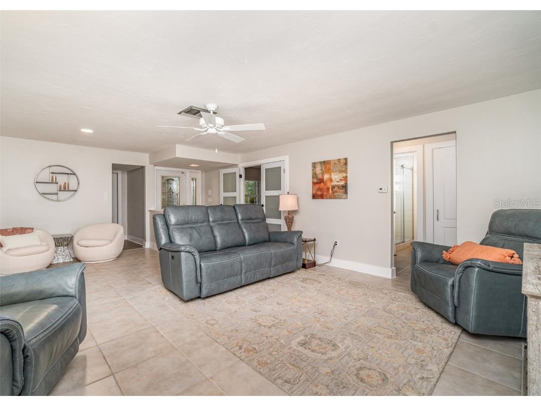529 Belvedere Court Punta Gorda FL 33950 - STARFISH LAGOON A4667063 image7