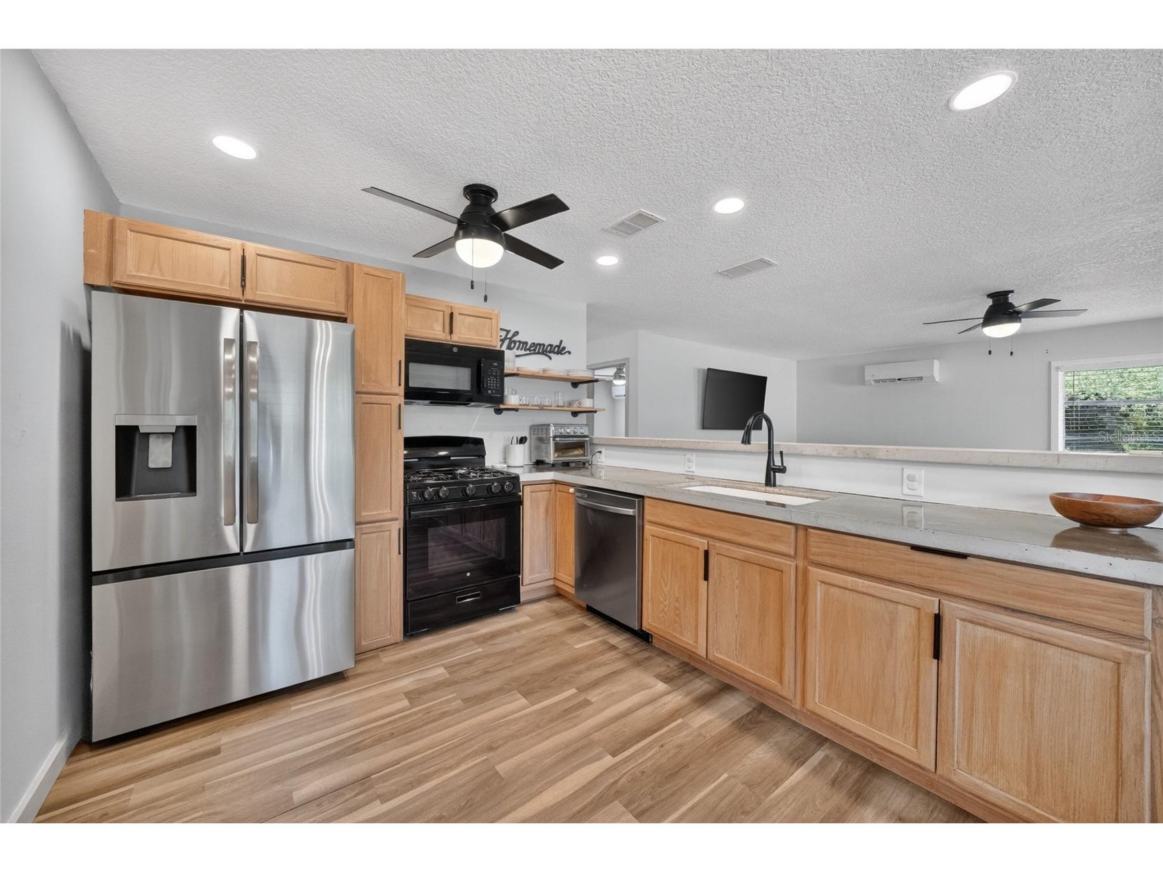 529 E Gottsche Avenue Eustis FL 32726 O6410377 image4