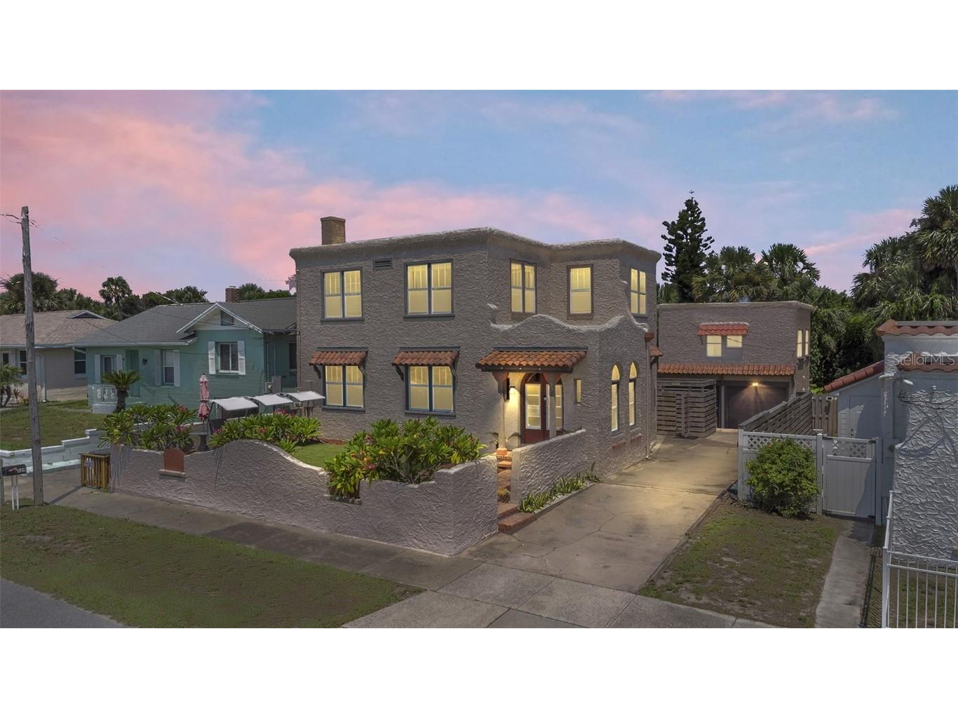 529 Hillside Avenue Daytona Beach FL 32118 V4944655 image2