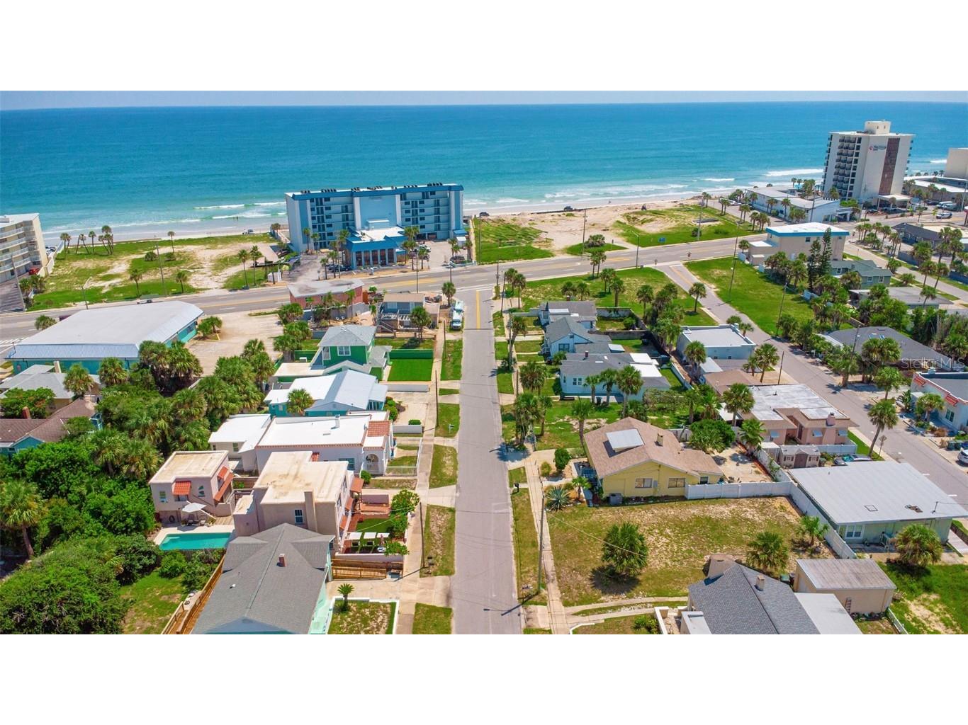 529 Hillside Avenue Daytona Beach FL 32118 V4944655 image3