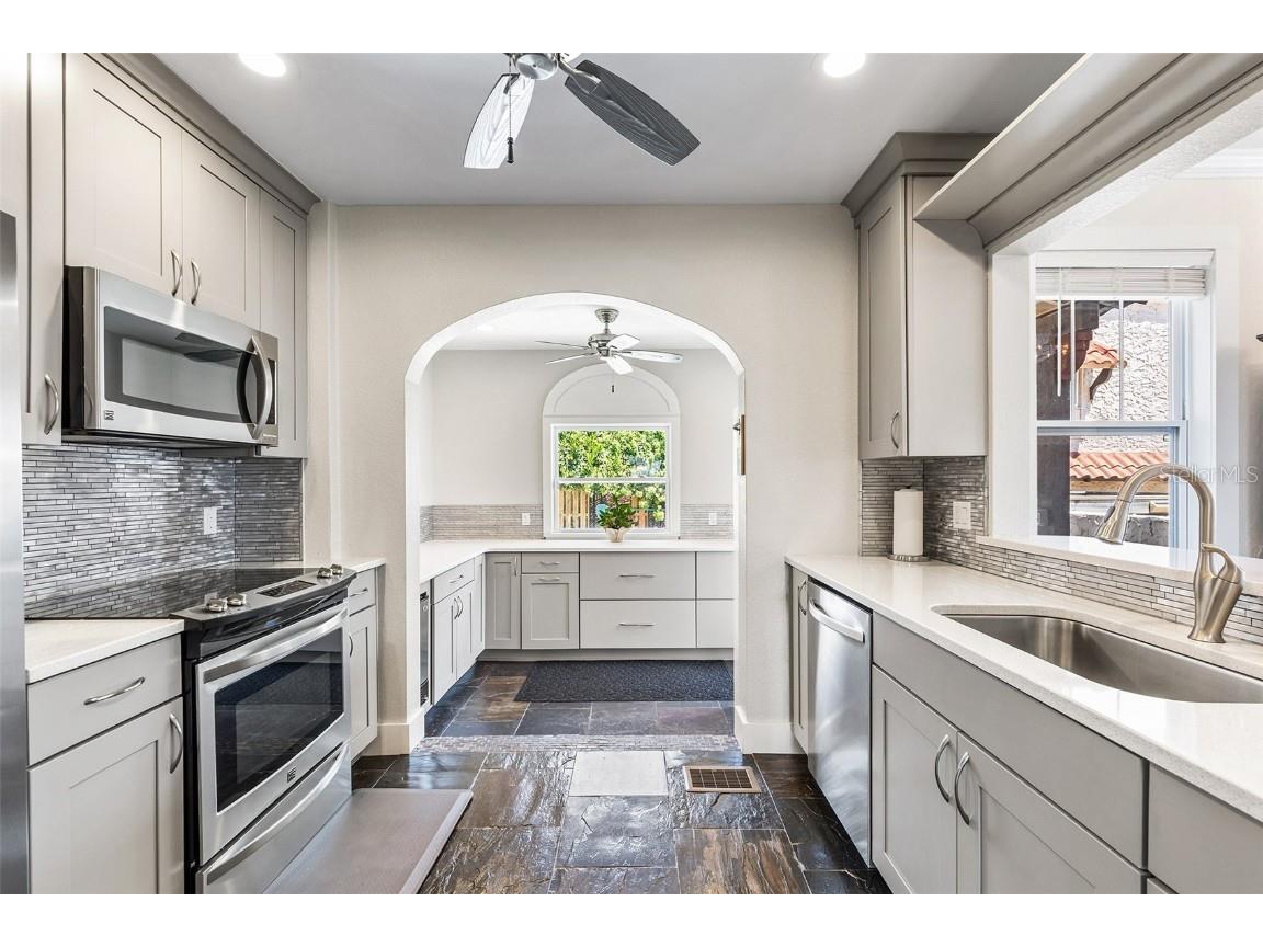 529 Hillside Avenue Daytona Beach FL 32118 V4944655 image33