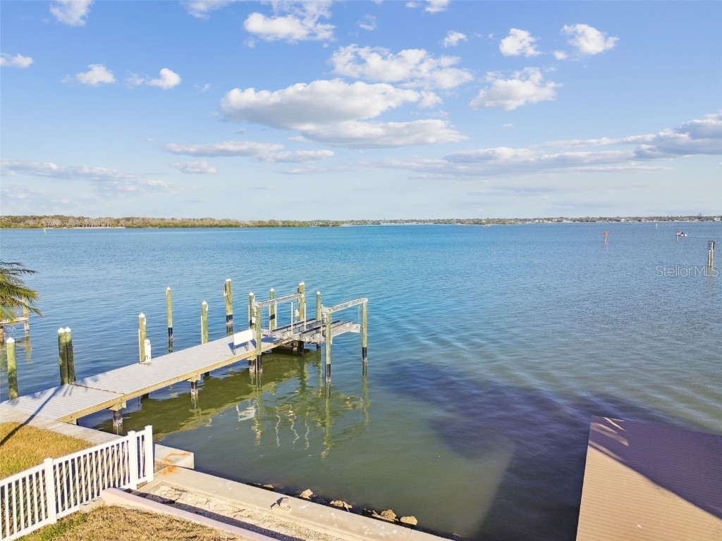 529 Johns Pass Avenue Madeira Beach FL 33708 TB8317681 image100