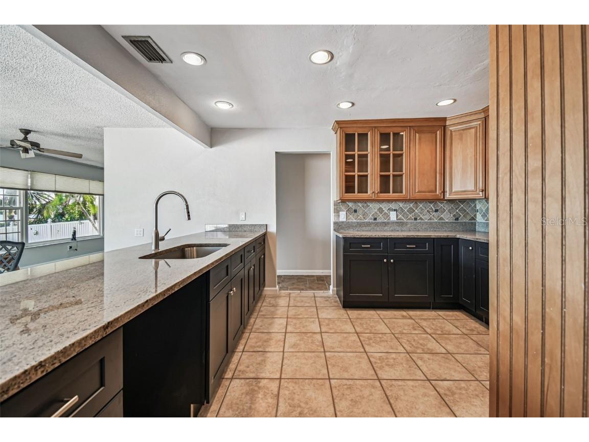 529 Johns Pass Avenue Madeira Beach FL 33708 TB8317681 image41