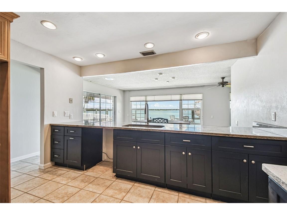 529 Johns Pass Avenue Madeira Beach FL 33708 TB8317681 image44