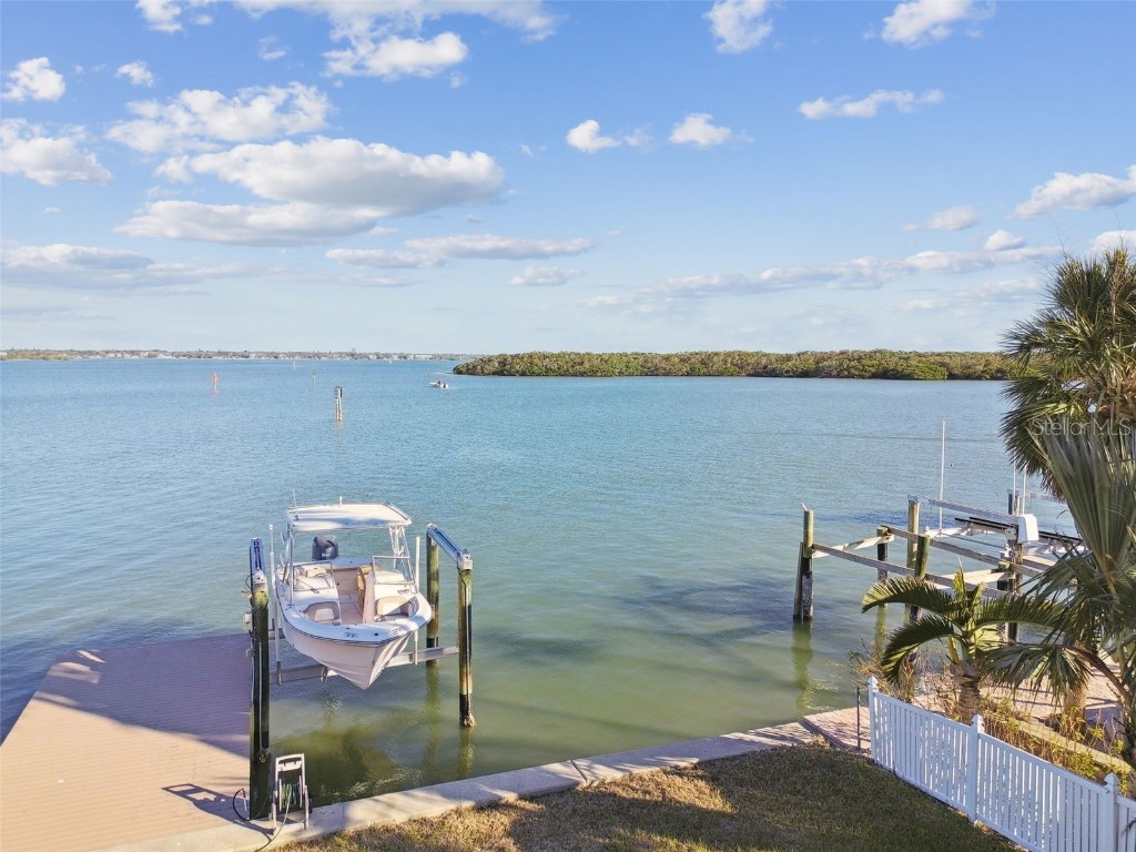 529 Johns Pass Avenue Madeira Beach FL 33708 TB8317681 image95