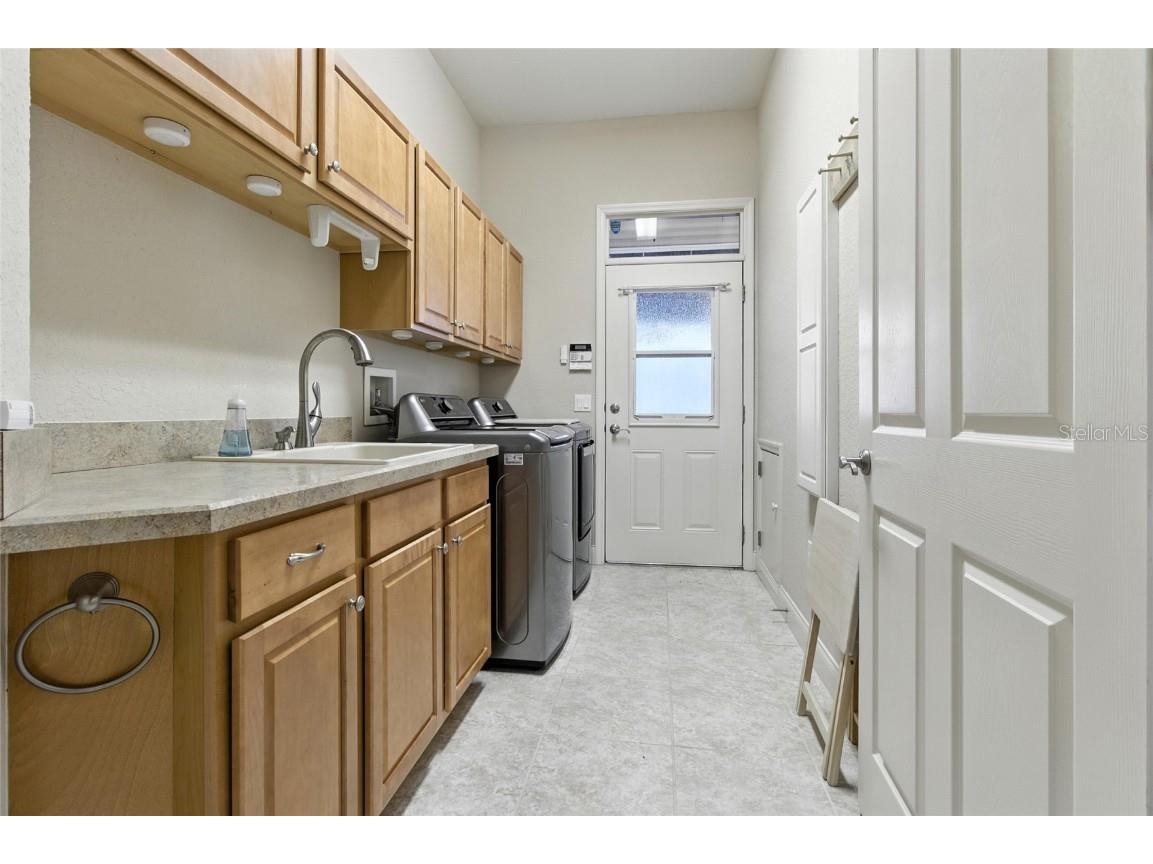 529 Meandering Way Polk City FL 33868 L4954464 image18