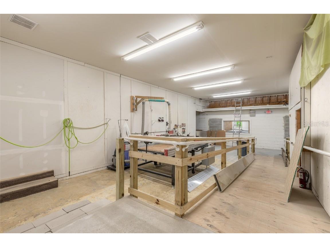 529 Ridgewood Avenue Daytona Beach FL 32117 V4946014 image10