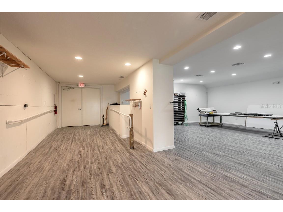 529 Ridgewood Avenue Daytona Beach FL 32117 V4946014 image25