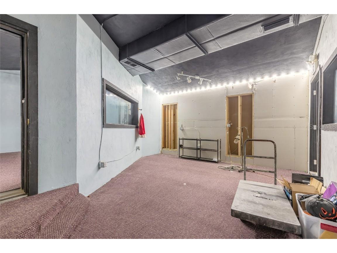 529 Ridgewood Avenue Daytona Beach FL 32117 V4946014 image32