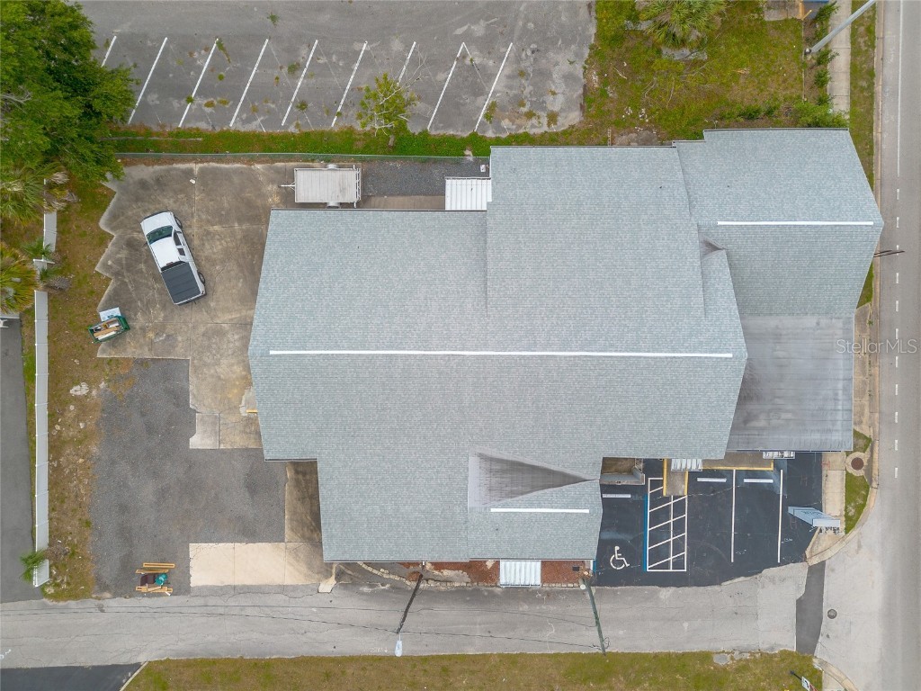 529 Ridgewood Avenue Daytona Beach FL 32117 V4946014 image6