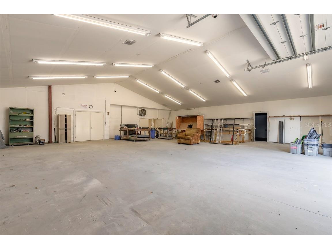 529 Ridgewood Avenue Daytona Beach FL 32117 V4946014 image9