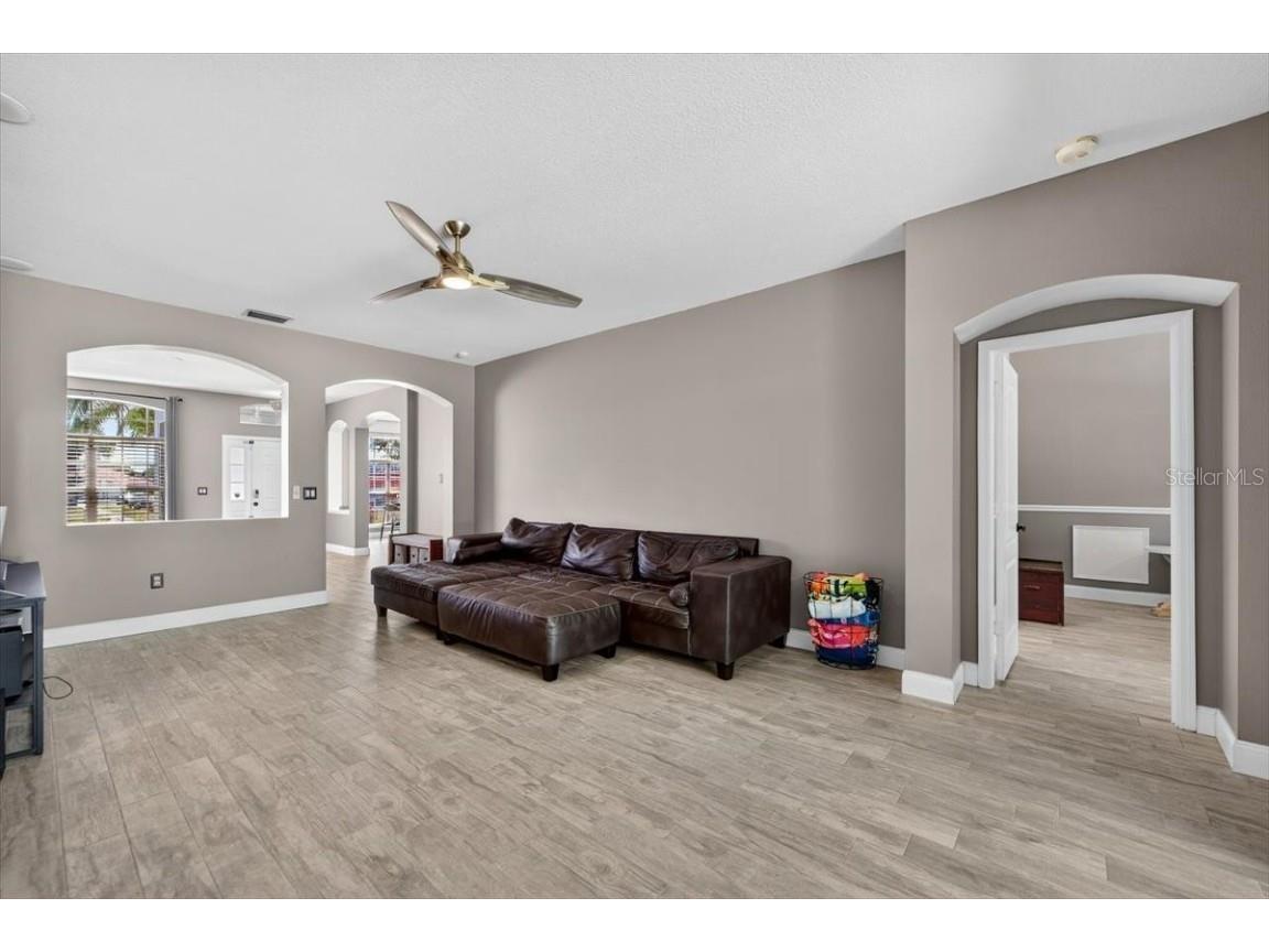 529 Tuscanny Street Brandon FL 33511 L4956177 image8