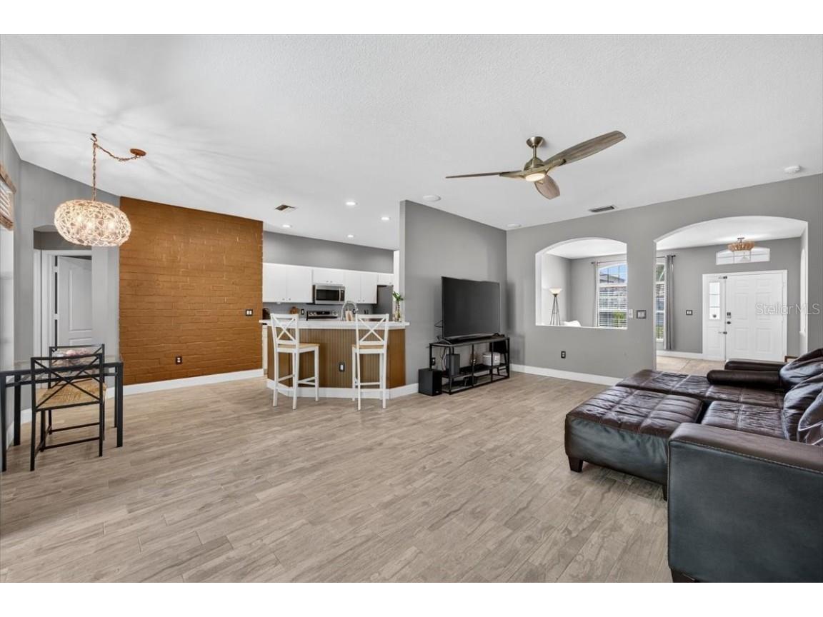 529 Tuscanny Street Brandon FL 33511 L4956177 image9