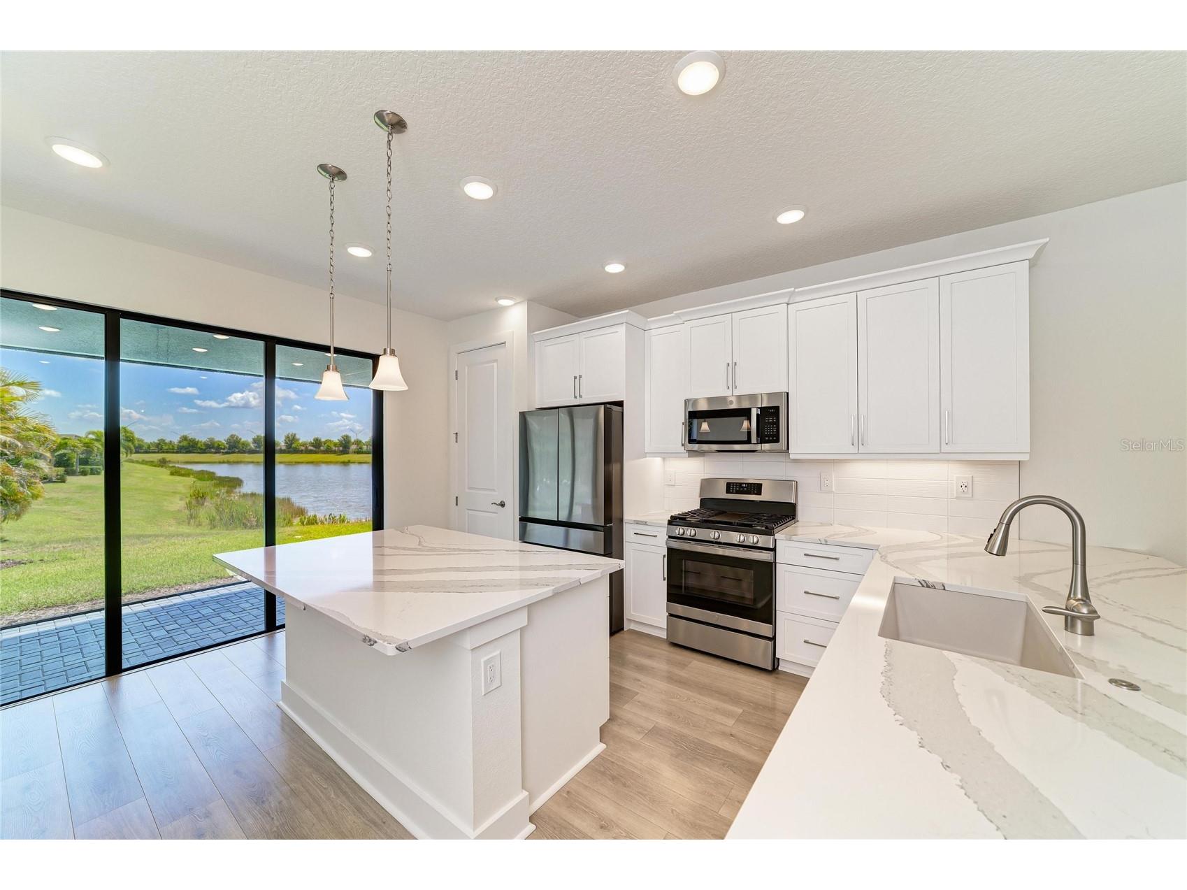 5290 Barnett Circle Bradenton FL 34211 A4691563 image4