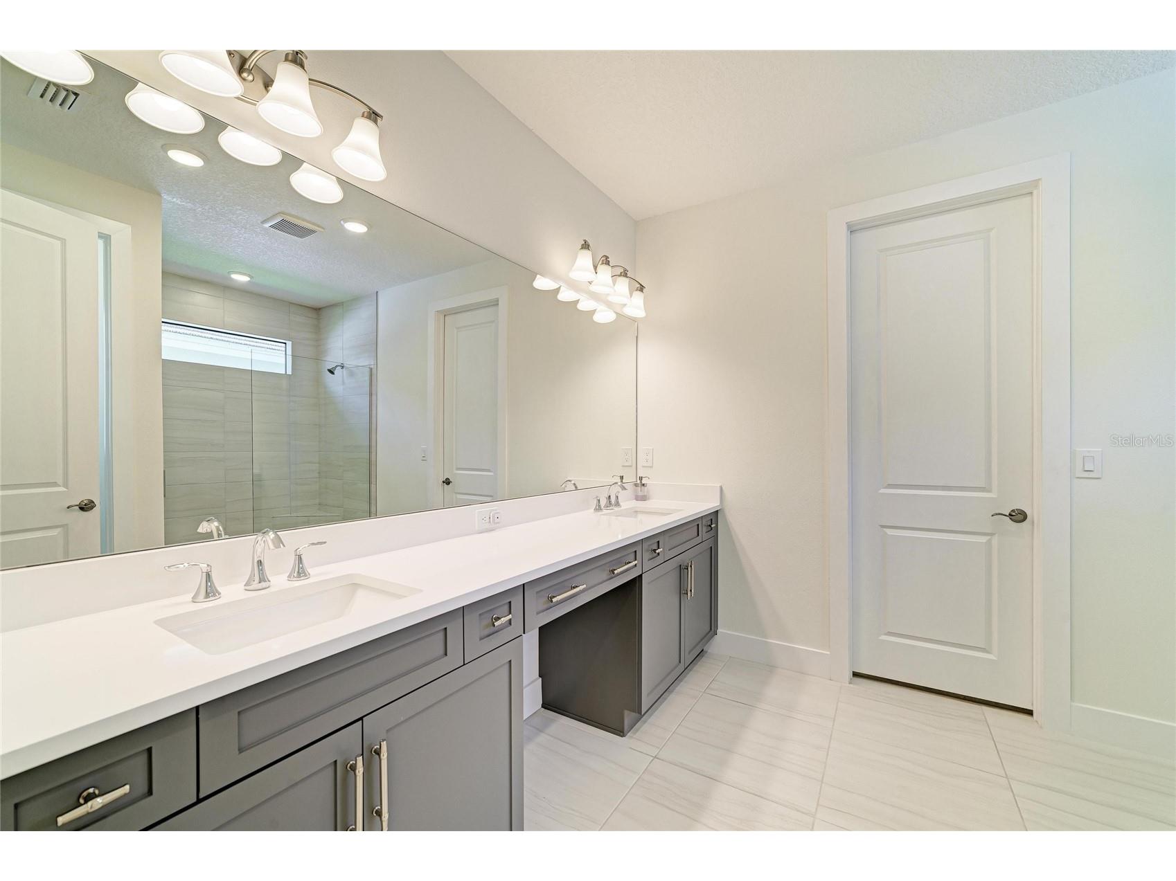 5290 Barnett Circle Bradenton FL 34211 A4691563 image8