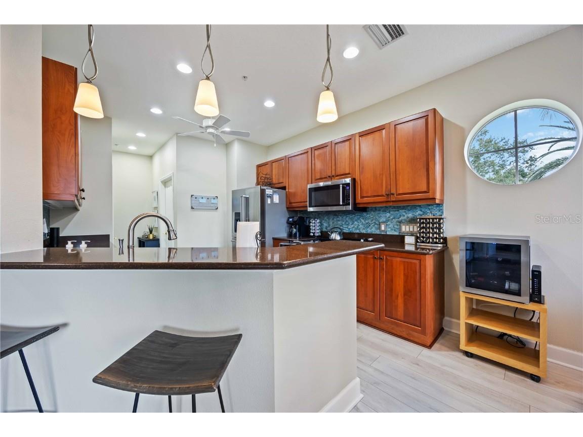 5290 Descanso Court #201B19 Sarasota FL 34238 A4669346 image10