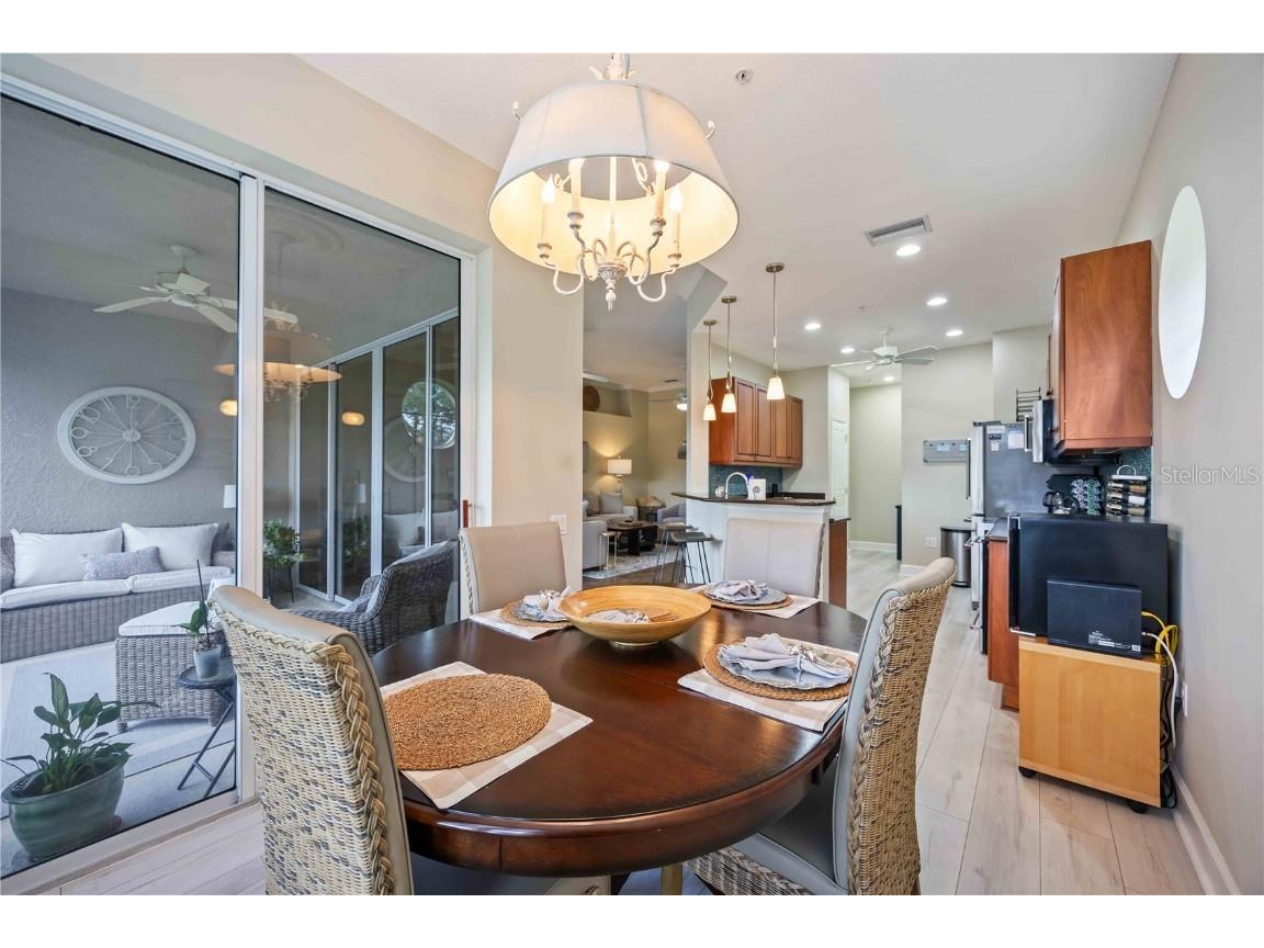 5290 Descanso Court #201B19 Sarasota FL 34238 A4669346 image11