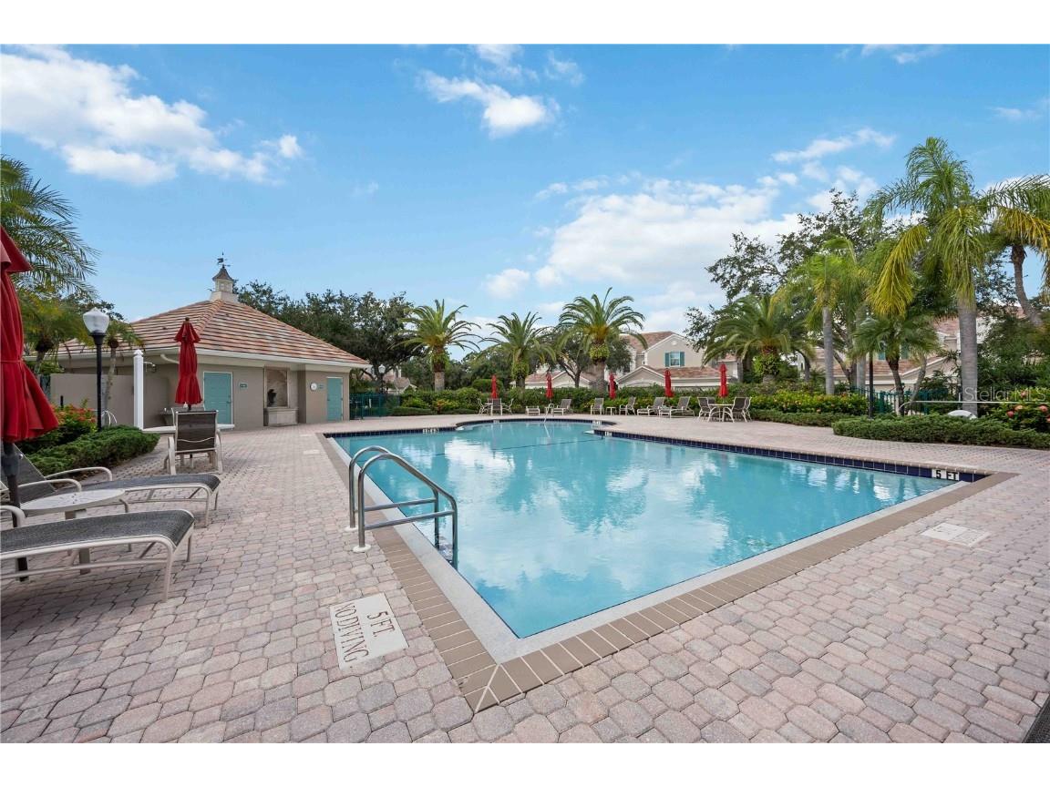 5290 Descanso Court #201B19 Sarasota FL 34238 A4669346 image20