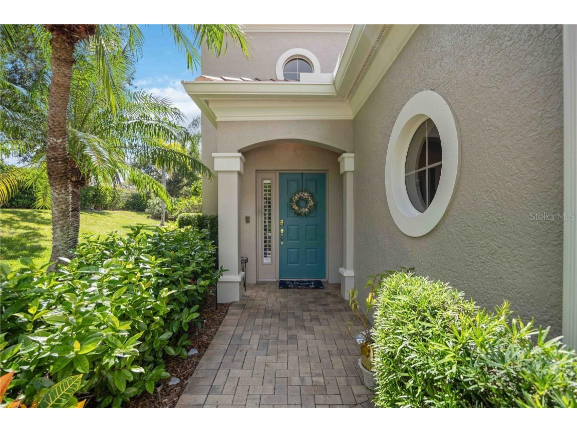 5290 Descanso Court #201B19 Sarasota FL 34238 A4669346 image4