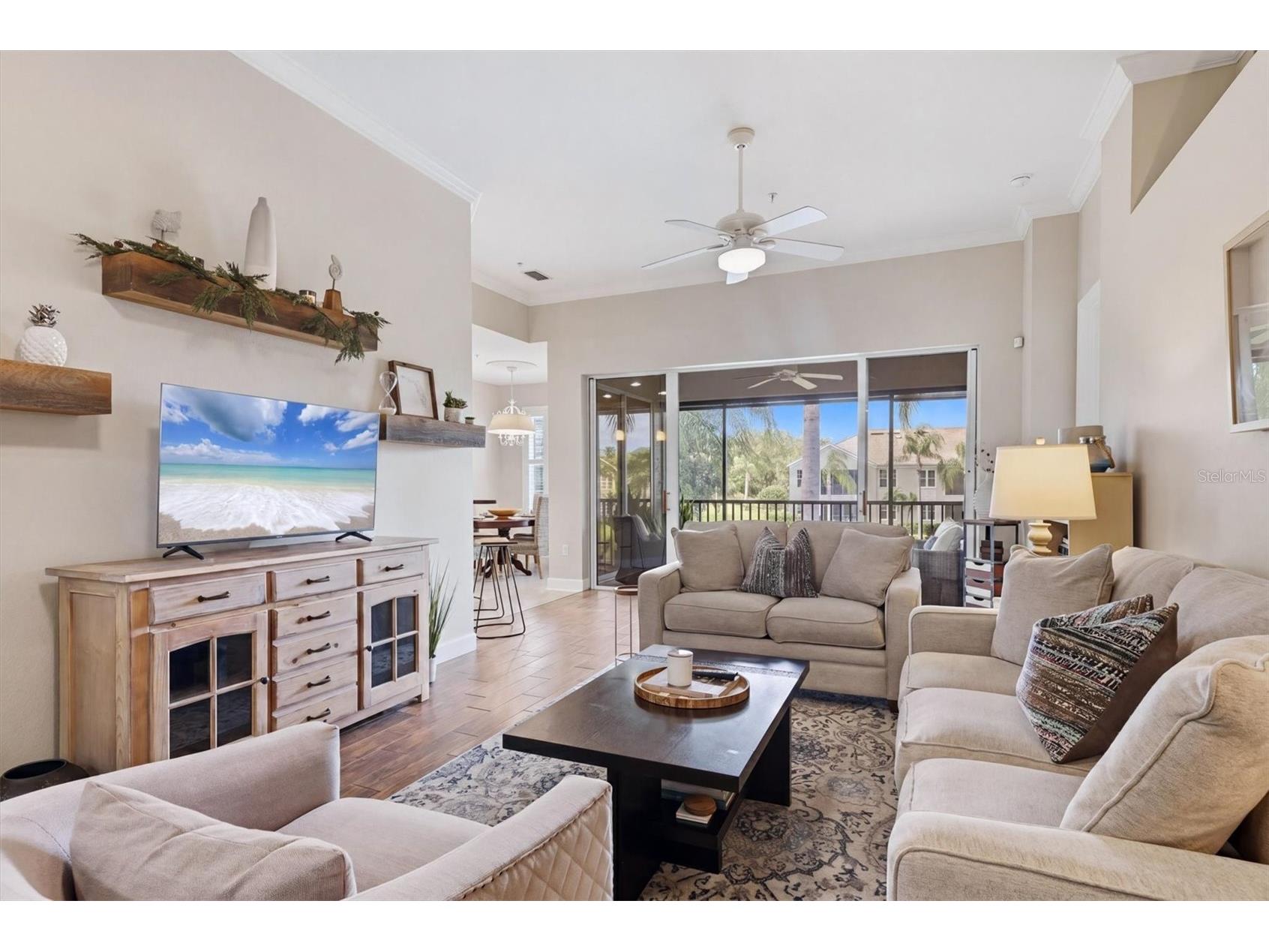 5290 Descanso Court #201B19 Sarasota FL 34238 A4694500 image10