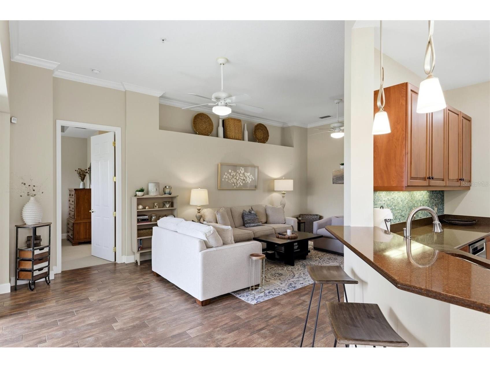 5290 Descanso Court #201B19 Sarasota FL 34238 A4694500 image13