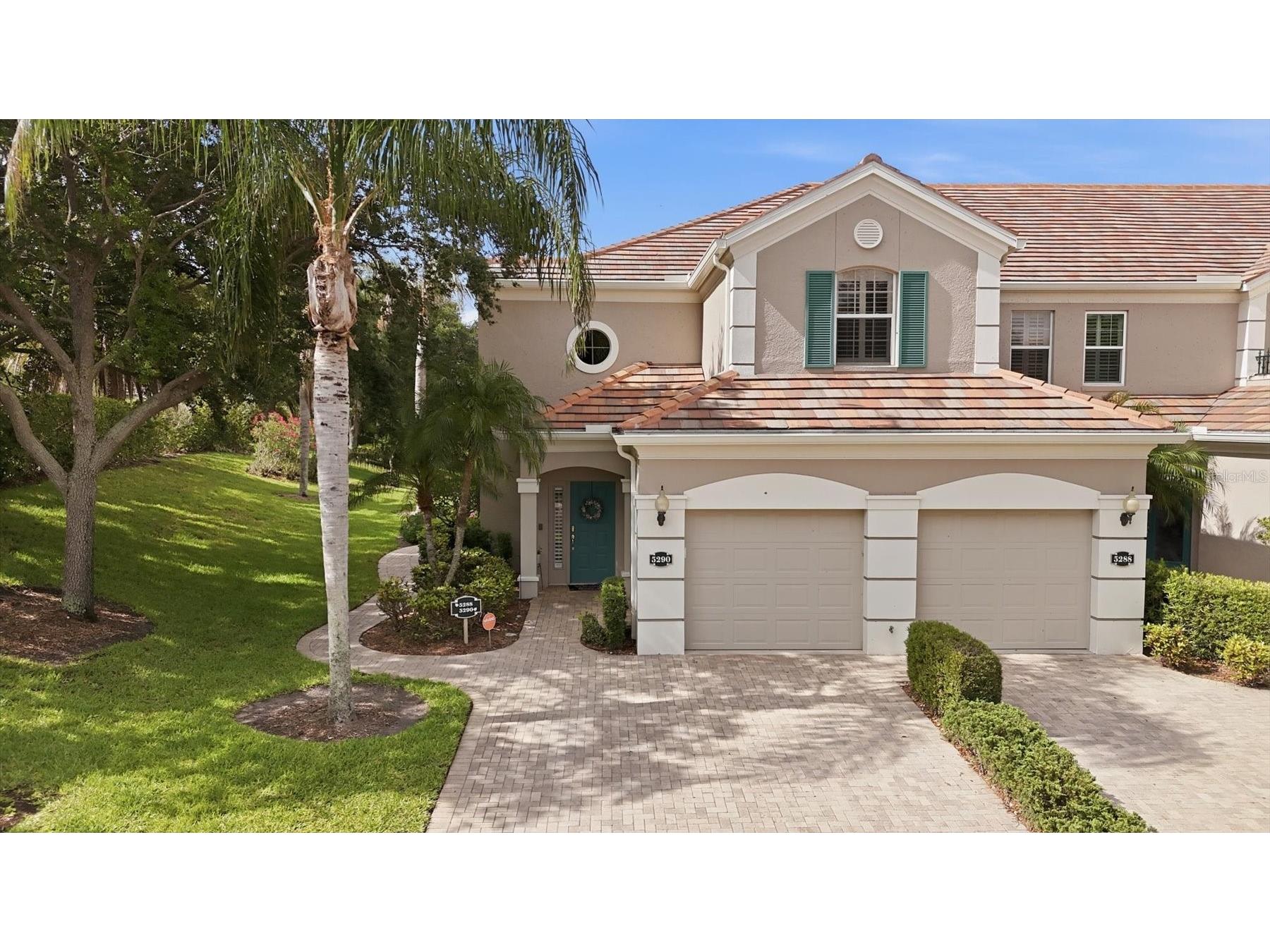 5290 Descanso Court #201B19 Sarasota FL 34238 A4694500 image2
