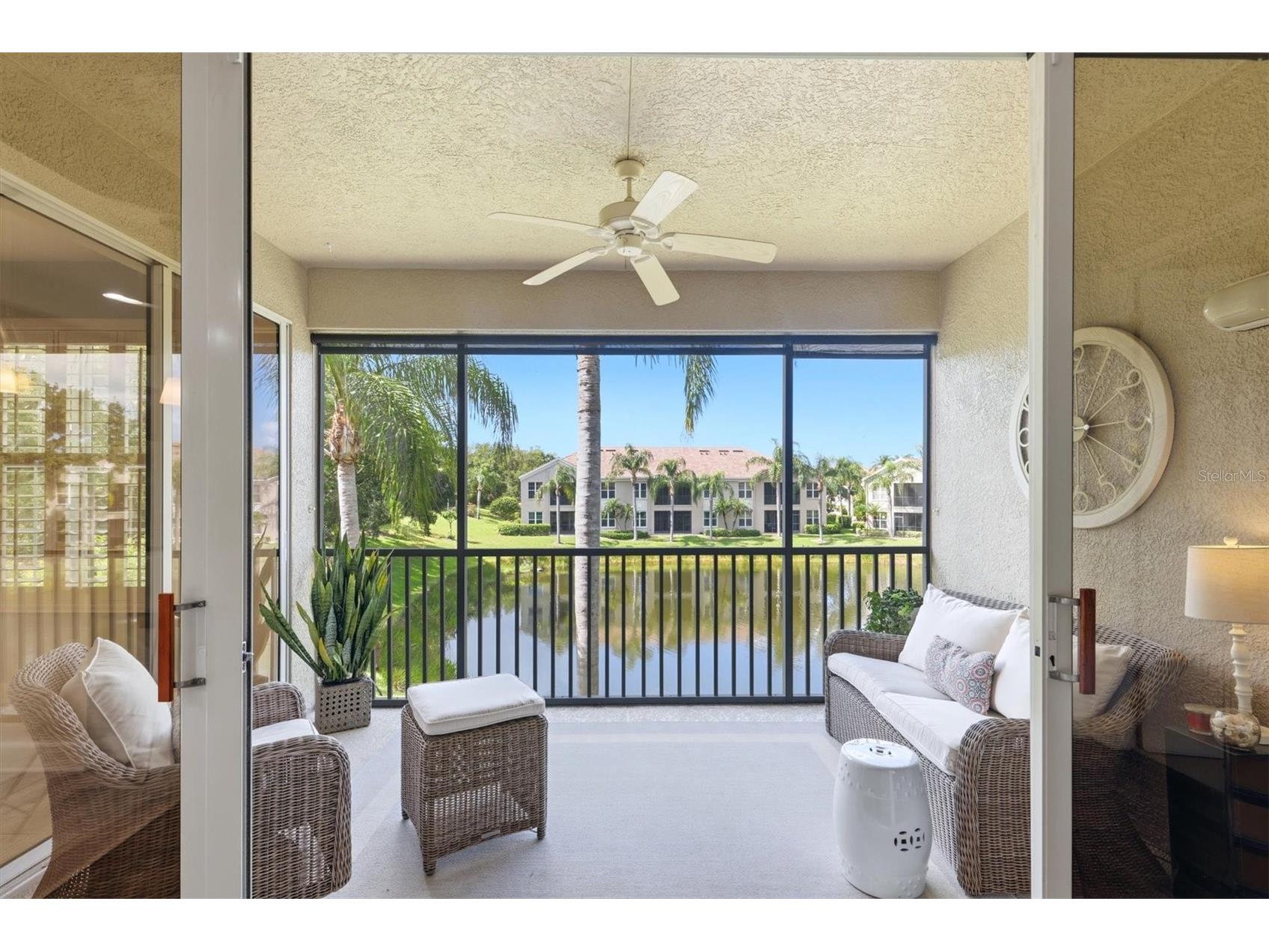 5290 Descanso Court #201B19 Sarasota FL 34238 A4694500 image28
