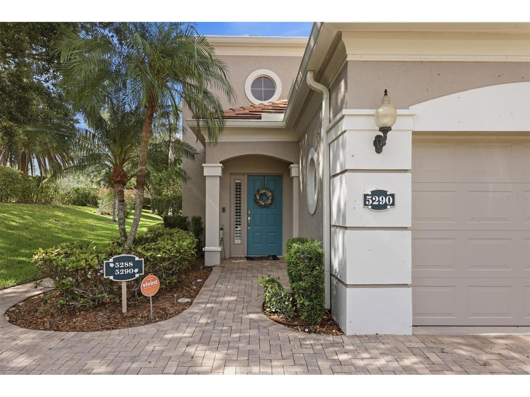 5290 Descanso Court #201B19 Sarasota FL 34238 A4694500 image3
