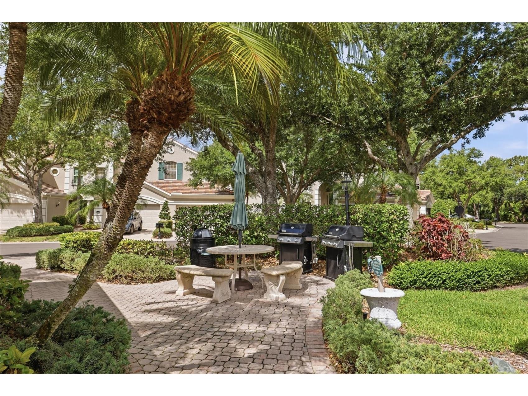 5290 Descanso Court #201B19 Sarasota FL 34238 A4694500 image35