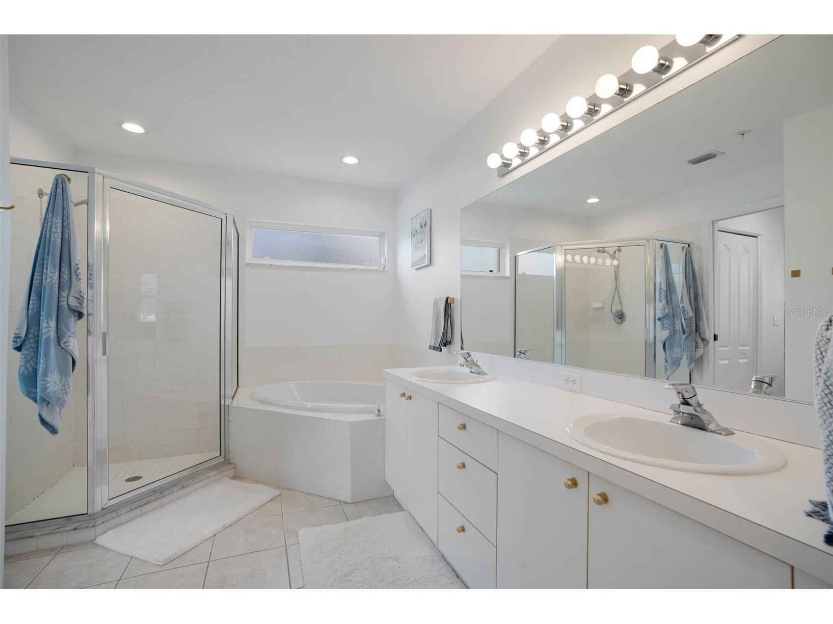 5290 Hyland Hills Avenue #1916 Sarasota FL 34241 A4691026 image30