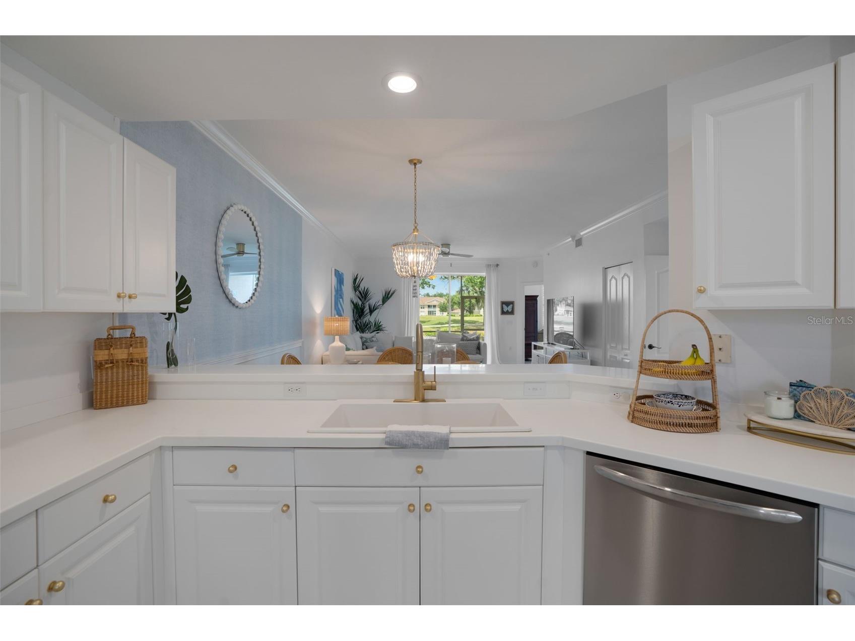 5290 Hyland Hills Avenue #1916 Sarasota FL 34241 A4691026 image8