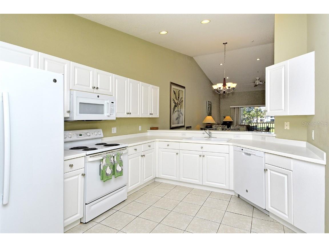 5290 Hyland Hills Avenue #1926 Sarasota FL 34241 A4672635 image25