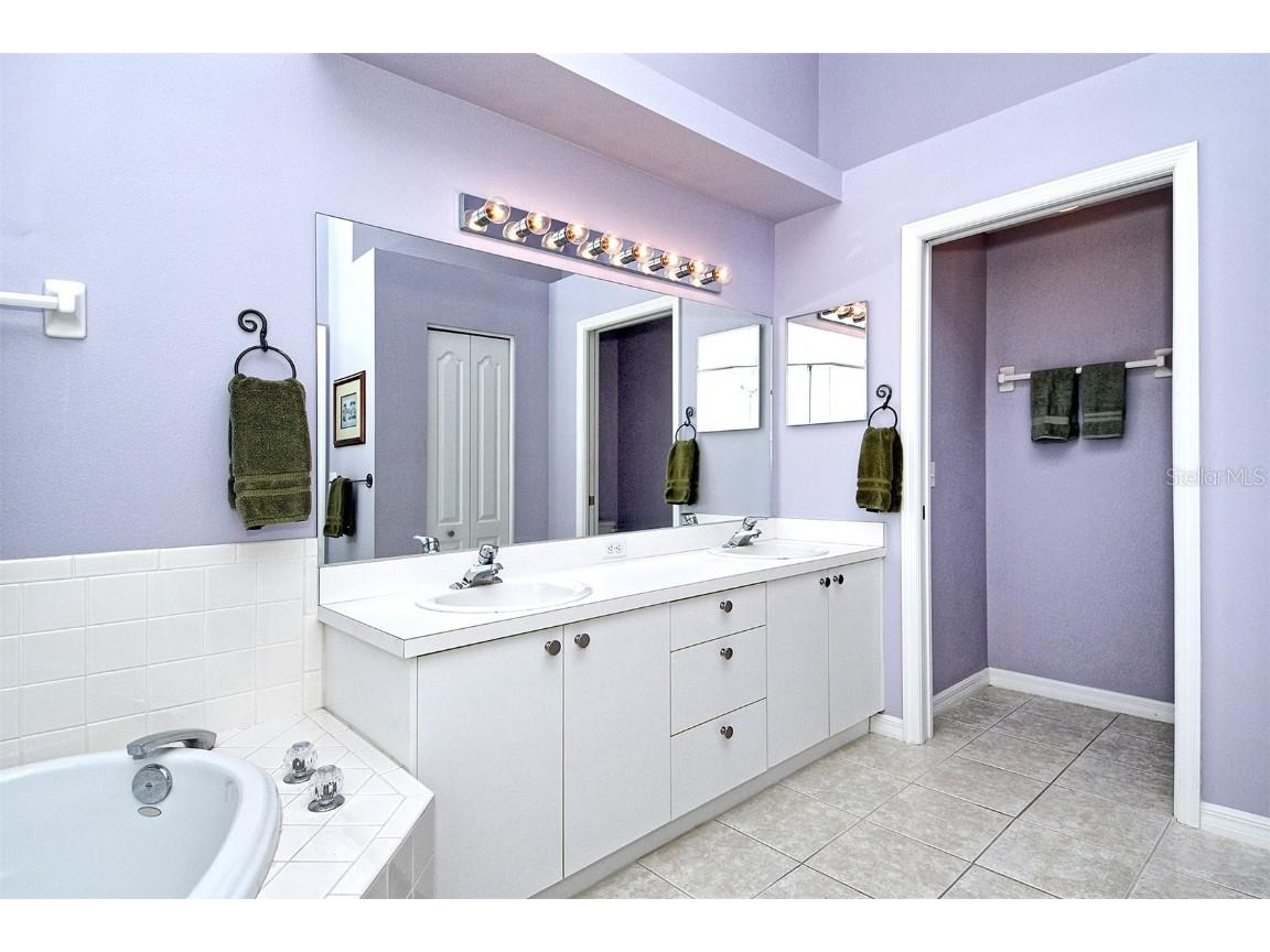 5290 Hyland Hills Avenue #1926 Sarasota FL 34241 A4672635 image29