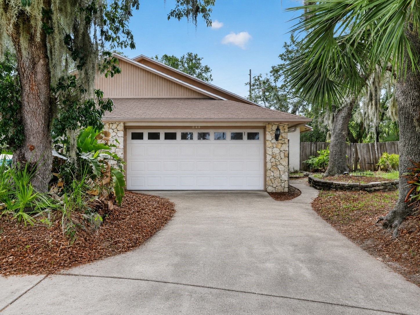 5298 Indian Laurel Court Orlando FL 32808 TB8514481 image1