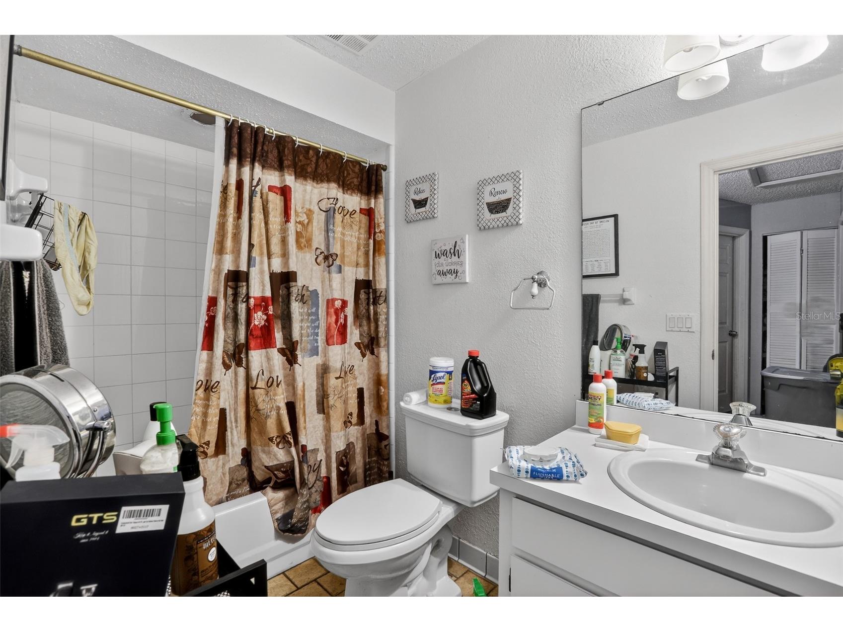 5298 Indian Laurel Court Orlando FL 32808 TB8514481 image16