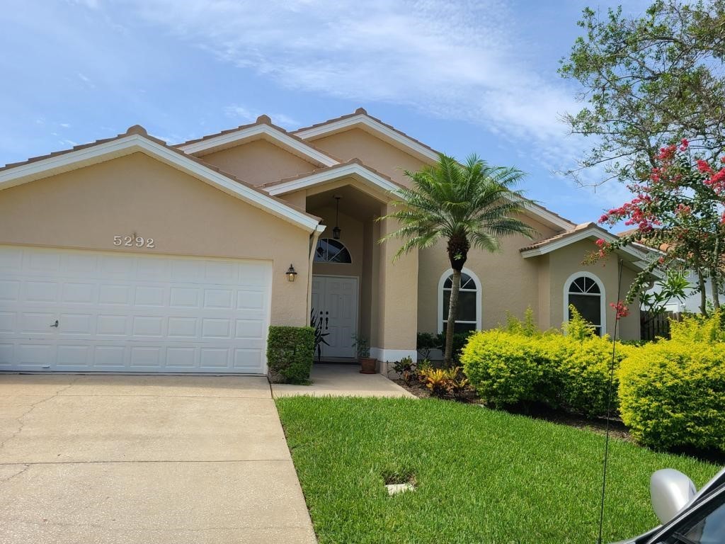 5292 White Sand Circle NE Saint Petersburg FL 33703 W7839999 image1
